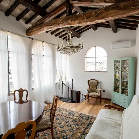 All'altana Chiarucci Bed and breakfast 3*